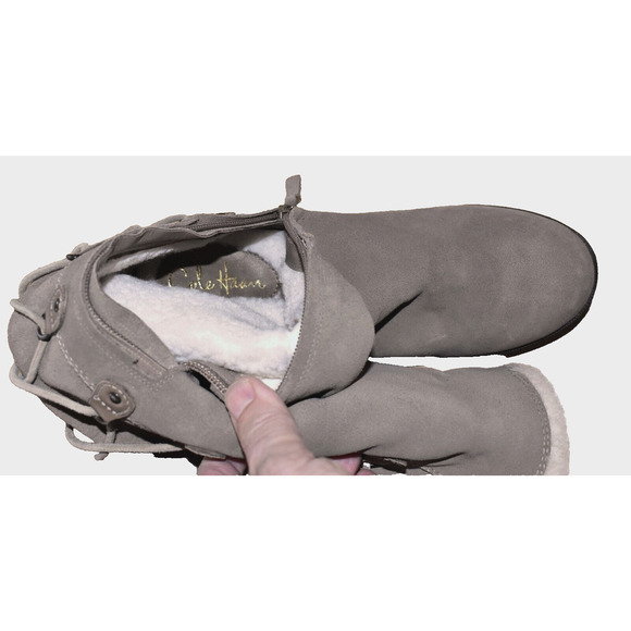 C0 NEW COLE HAAN AIR TALI Greige Suede Waterproof Tall Shearling Boots Size 9B - Picture 7 of 10